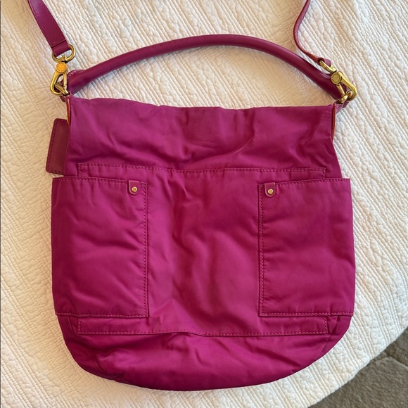 Marc Jacobs Fuchsia Shoulder Bag - Picture 4 of 8